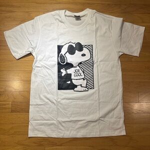 Joe Cool White Graphic Tee snoopy